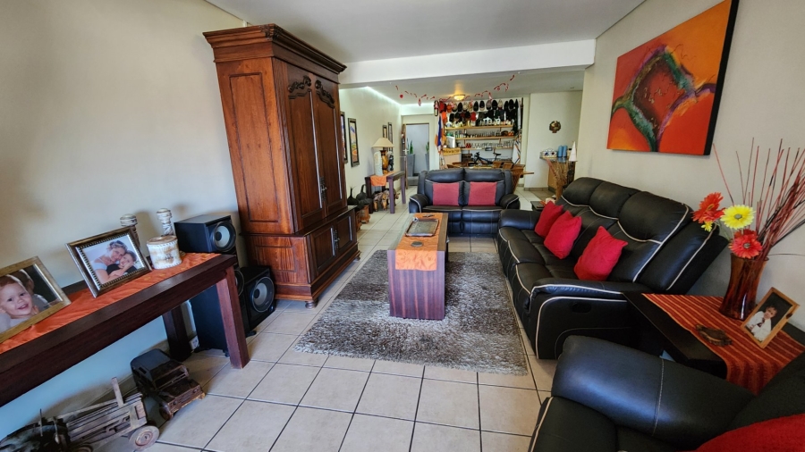 3 Bedroom Property for Sale in Mossel Bay Central Western Cape